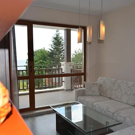 Apartment Gardens Balchik