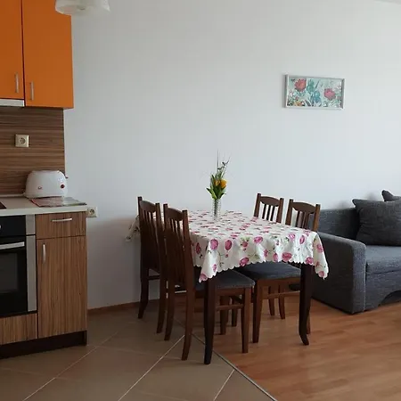 Gardens Apartment Balchik