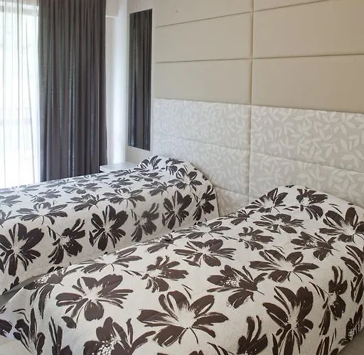 Gardens Балчик